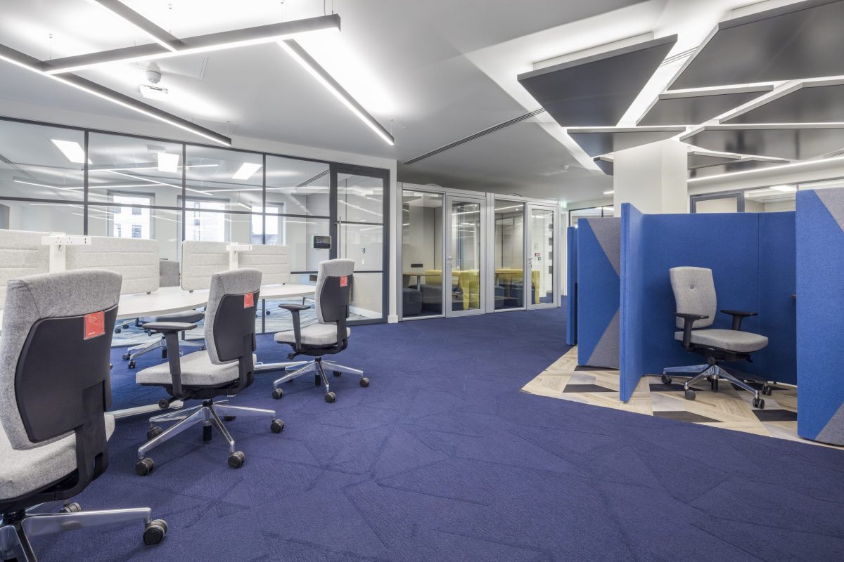 large office fit out and office design in London - hot desks