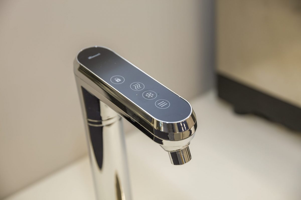 large office fit out and office design in London - tap technology